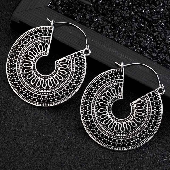 Any 2/$20! Antiqued Silver Openwork Boho Earrings - Picture 2 of 8